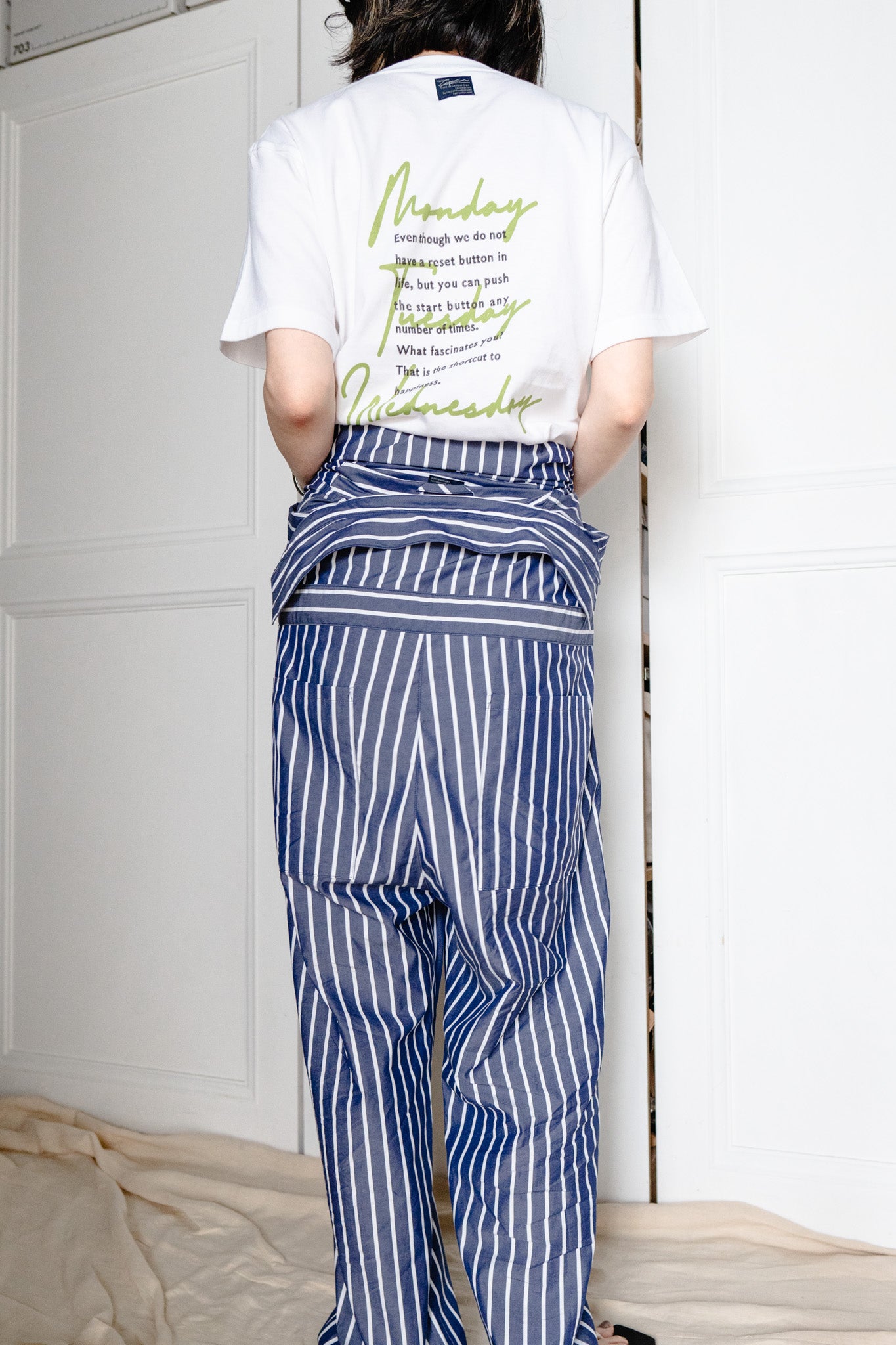 week tee