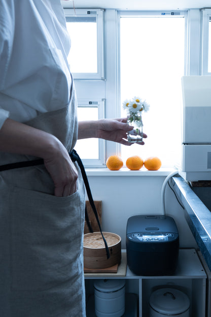 one mile apron-linen ecru