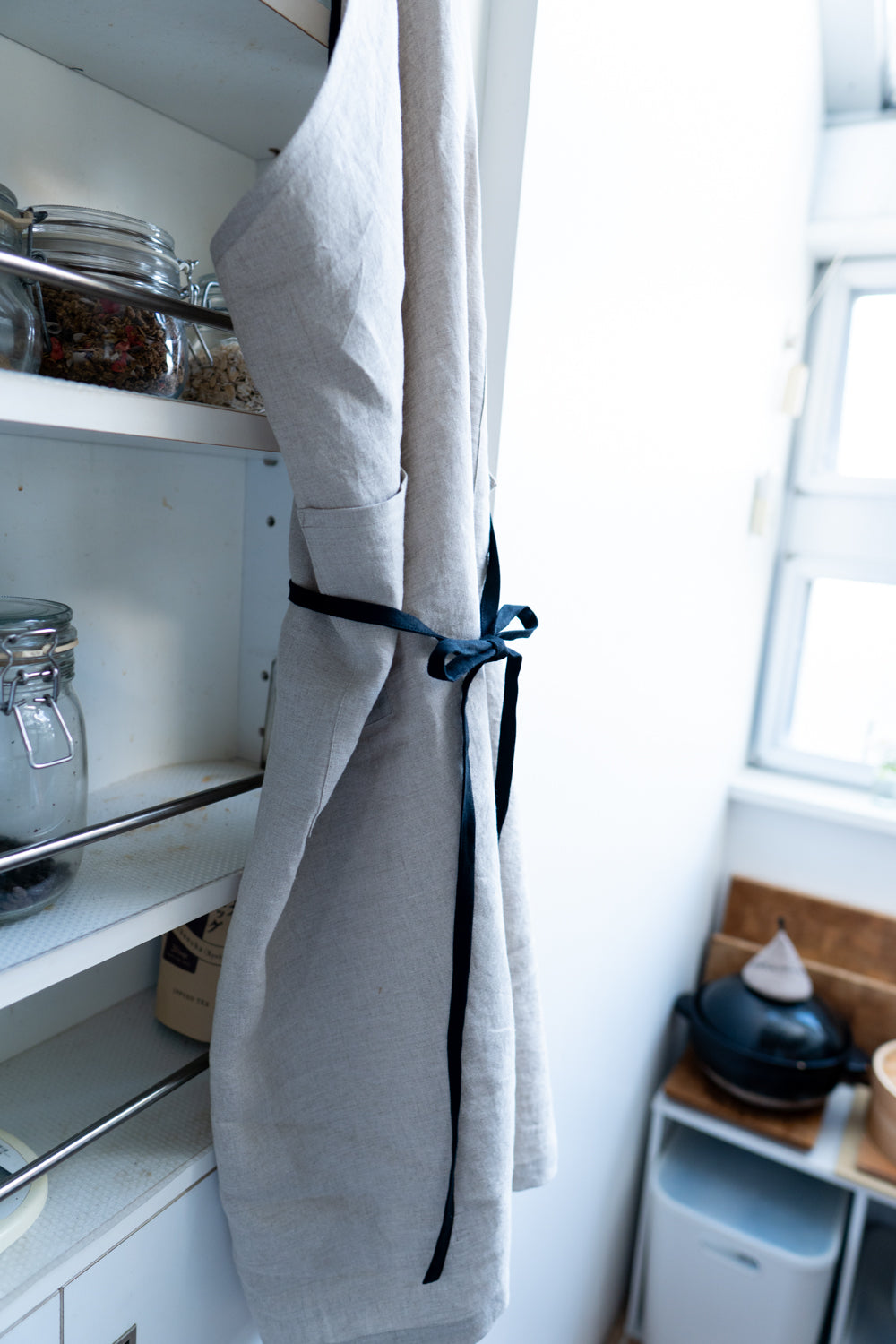 one mile apron-linen ecru