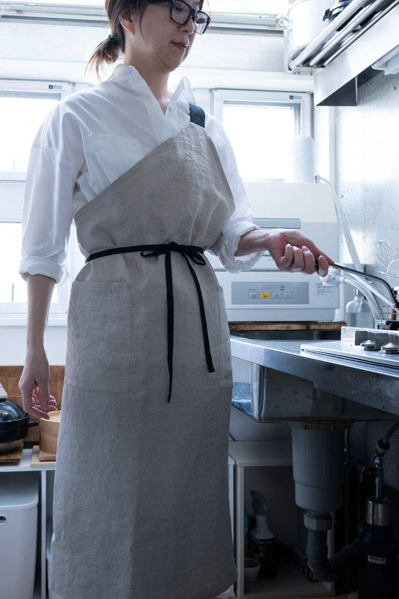 one mile apron-linen ecru