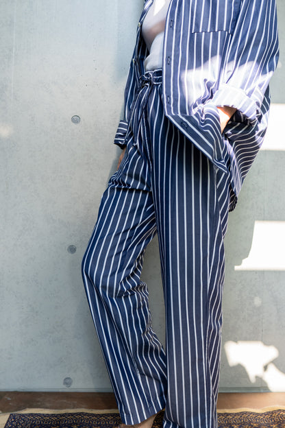 his pants-navy stripe