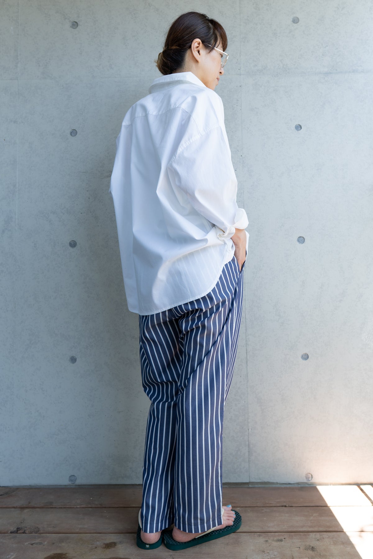 his pants-navy stripe