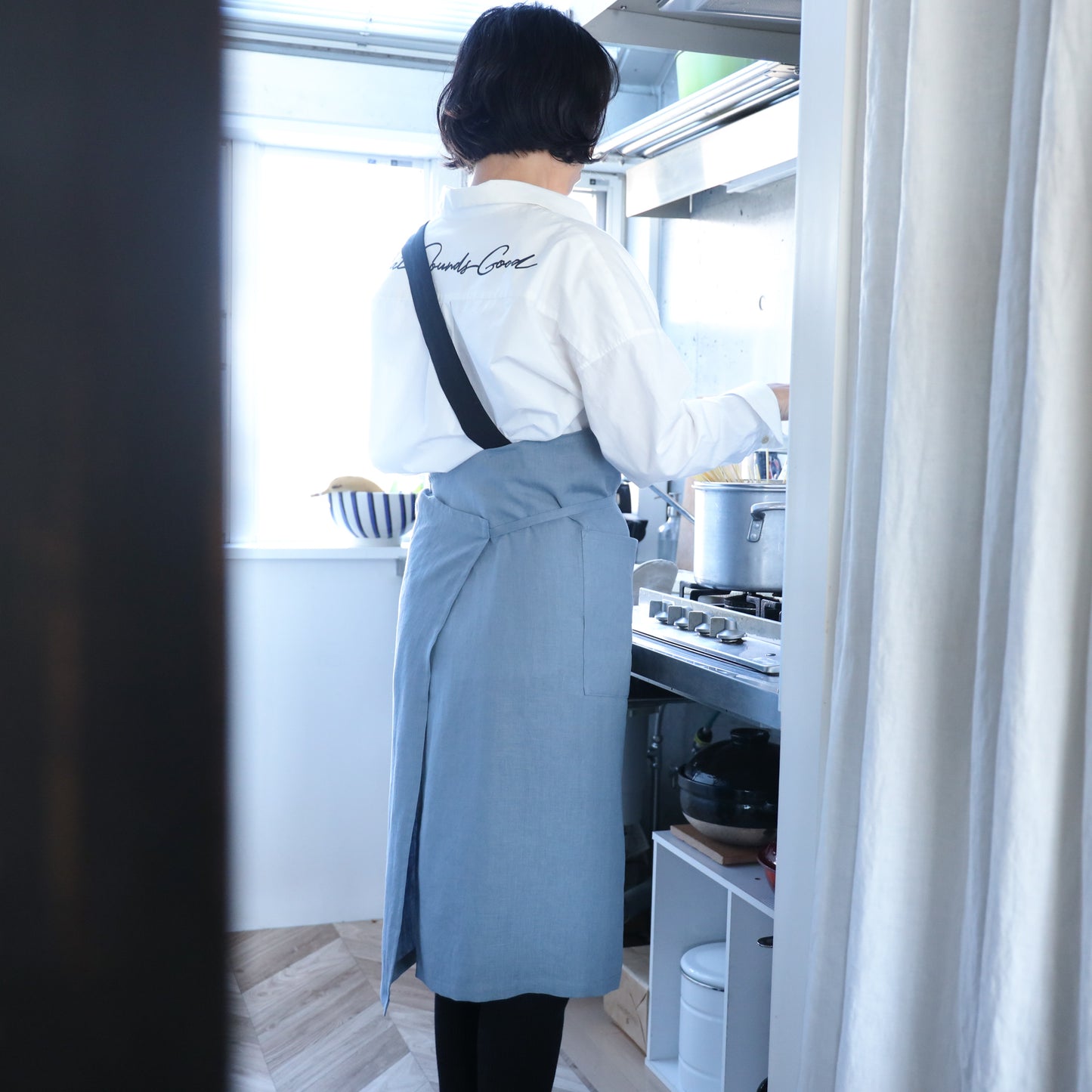 one mile apron-linen blue