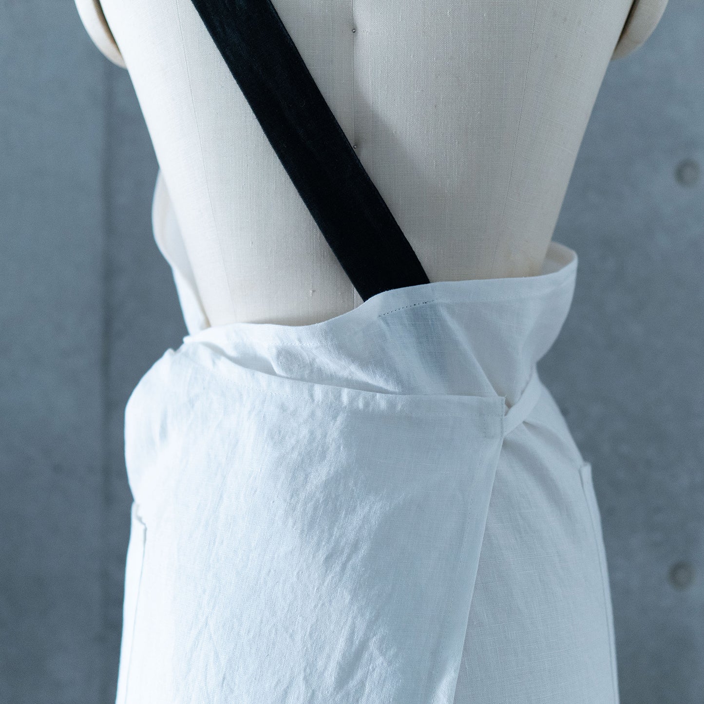 one mile apron-linen siro